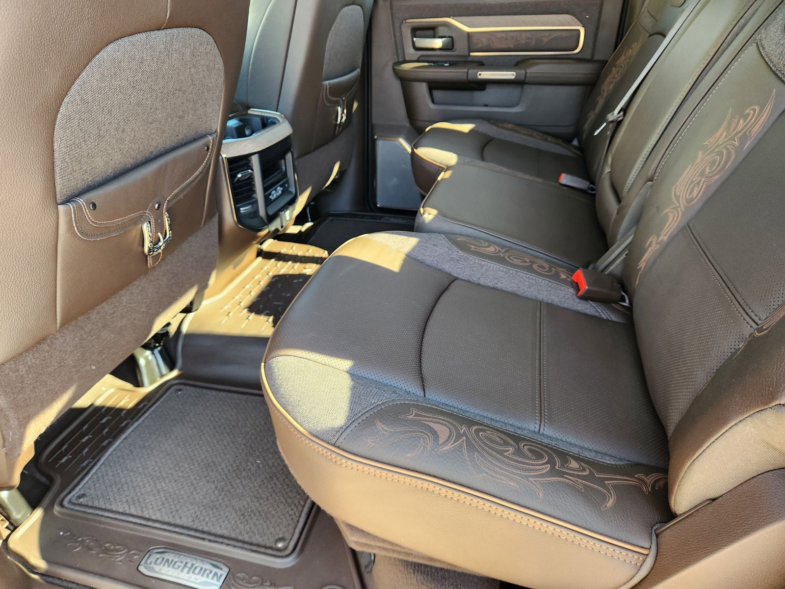 2026 RAM Ram 2500 RAM 2500 LIMITED LONGHORN CREW CAB 4X4 6'4' BOX