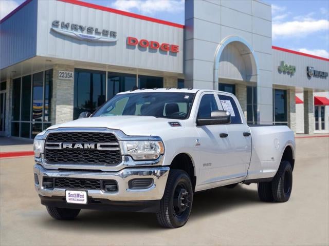 2022 RAM Ram 3500 Tradesman Crew Cab 4x4 8' Box