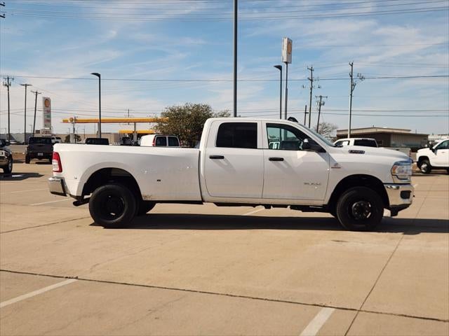 2022 RAM Ram 3500 Tradesman Crew Cab 4x4 8' Box