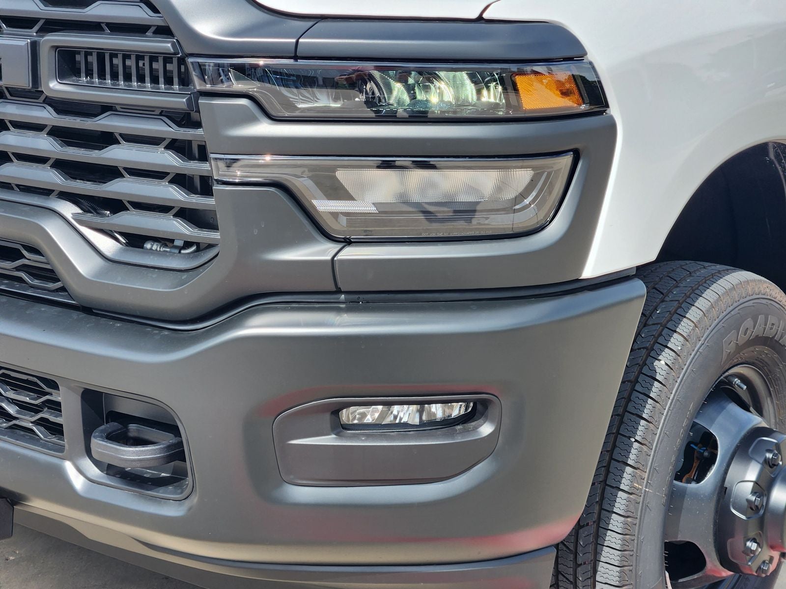 2026 RAM Ram 3500 RAM 3500 TRADESMAN CREW CAB 4X4 8' BOX