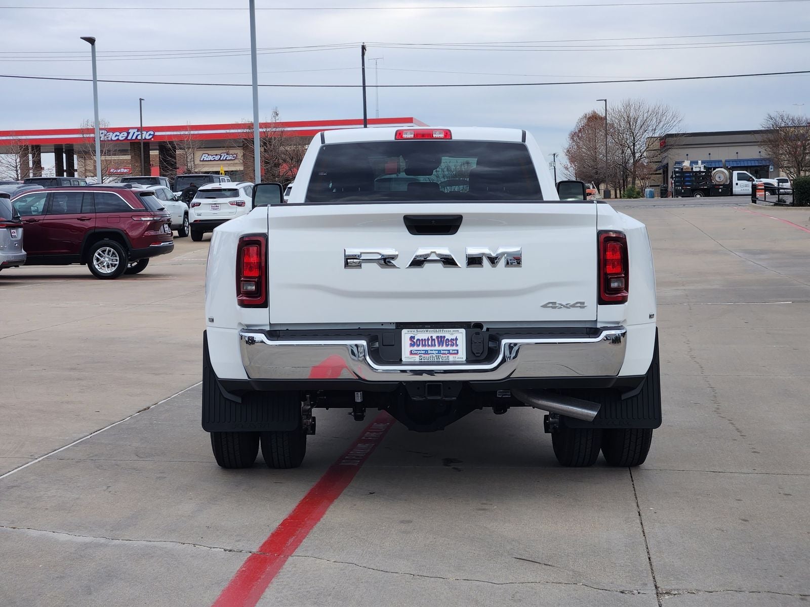 2026 RAM Ram 3500 RAM 3500 TRADESMAN CREW CAB 4X4 8' BOX