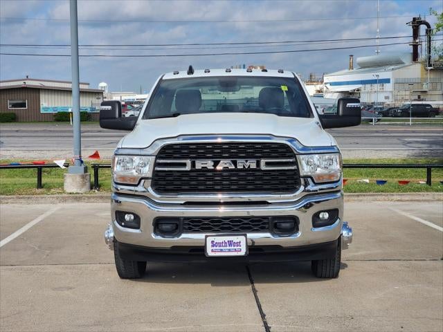 2024 RAM Ram 3500 Big Horn Crew Cab 4x4 8' Box