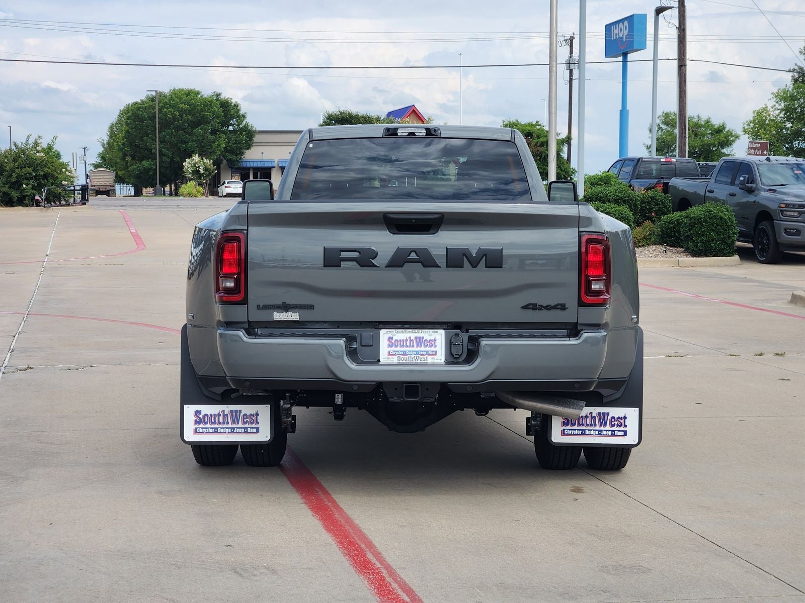 2026 RAM Ram 3500 RAM 3500 LONE STAR CREW CAB 4X4 8' BOX