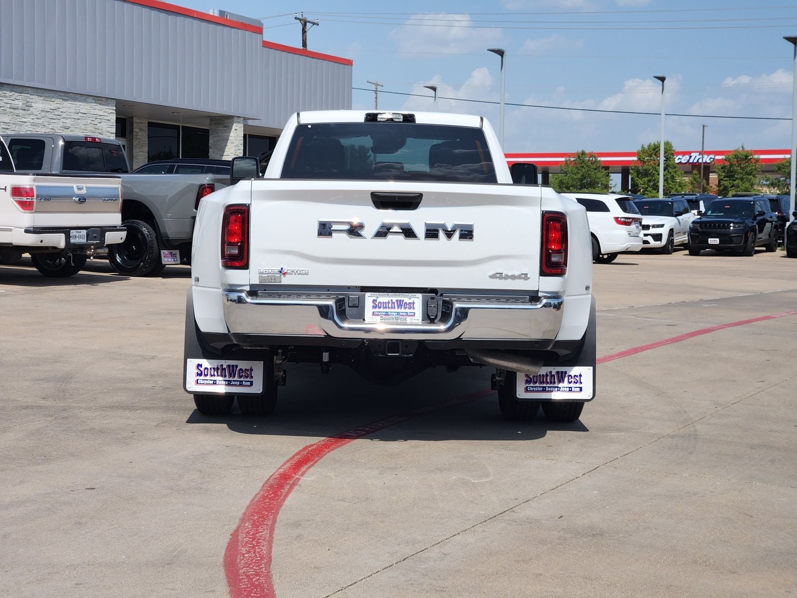 2026 RAM Ram 3500 RAM 3500 LONE STAR CREW CAB 4X4 8' BOX