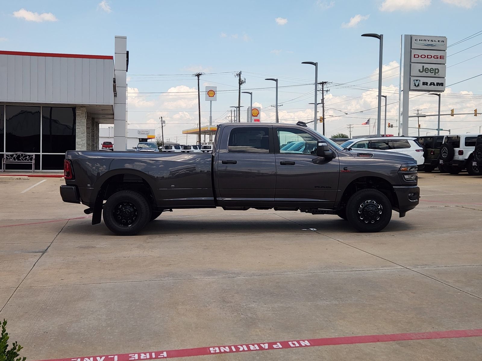 2026 RAM Ram 3500 RAM 3500 LONE STAR CREW CAB 4X4 8' BOX