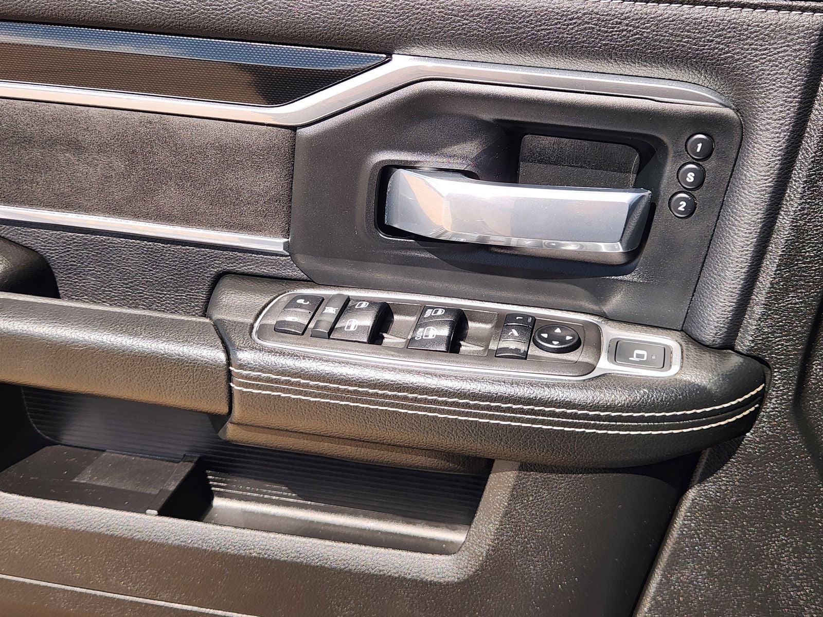 2021 RAM Ram 3500 Laramie Crew Cab 4x4 8' Box