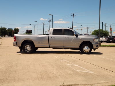 2024 RAM Ram 3500 Laramie Crew Cab 4x4 8' Box