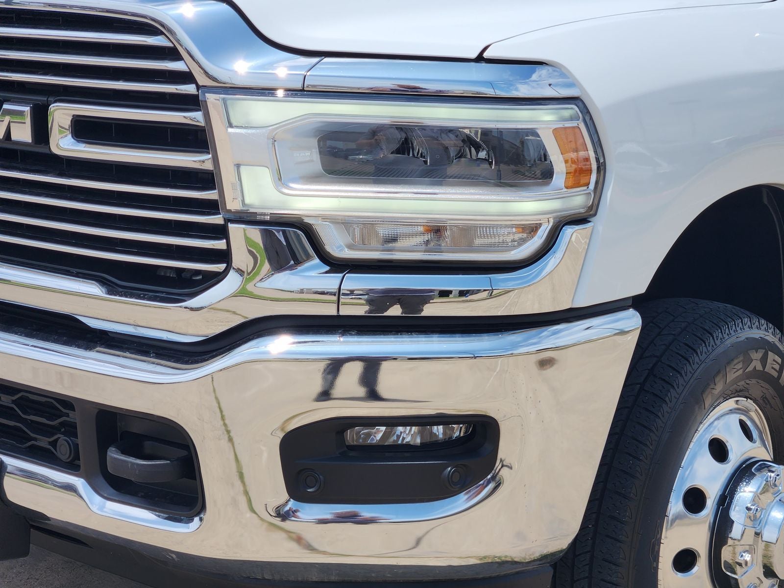 2024 RAM Ram 3500 Laramie Mega Cab 4x4 6'4' Box