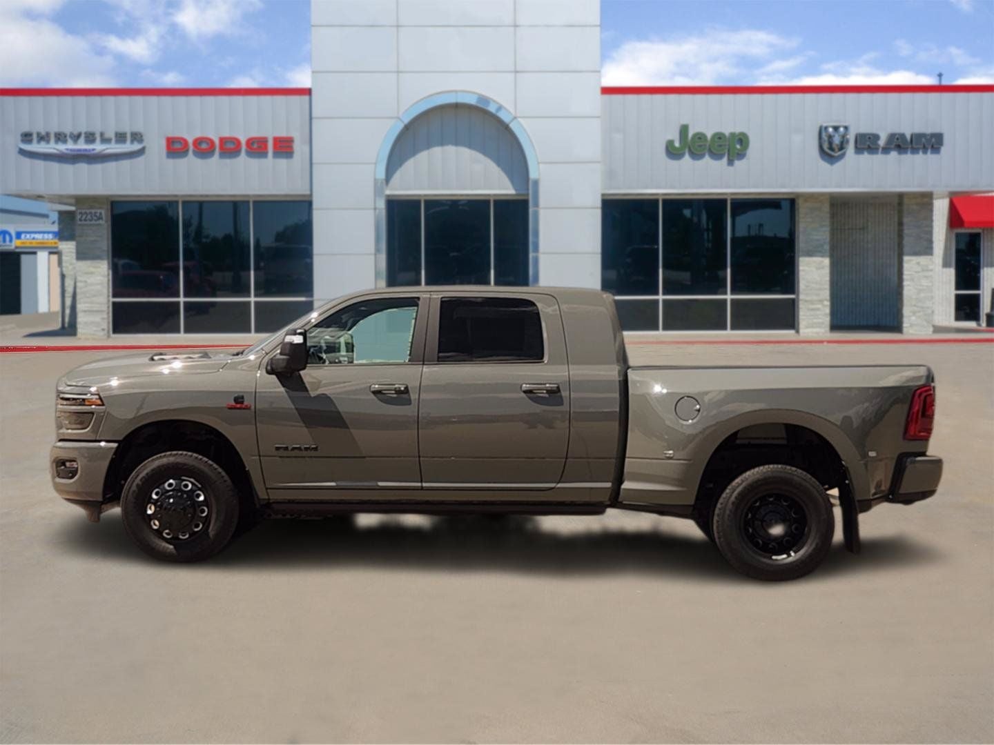 2026 RAM Ram 3500 RAM 3500 LARAMIE MEGA CAB 4X4 6'4' BOX
