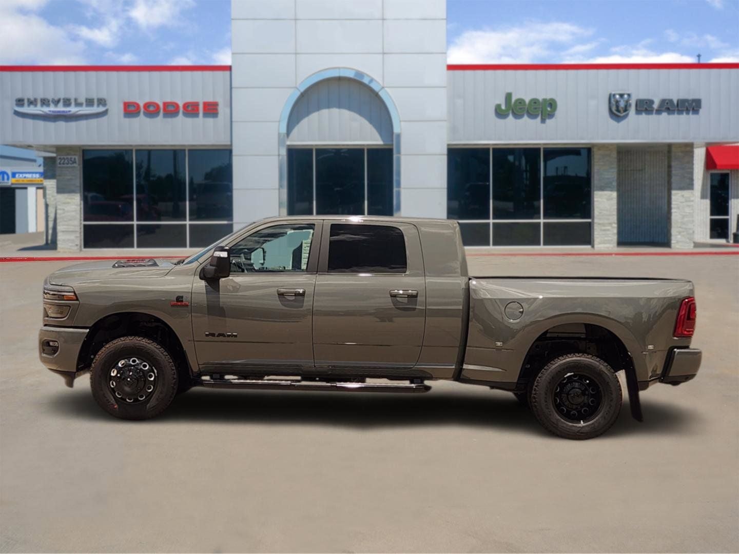 2026 RAM Ram 3500 RAM 3500 LARAMIE MEGA CAB 4X4 6'4' BOX