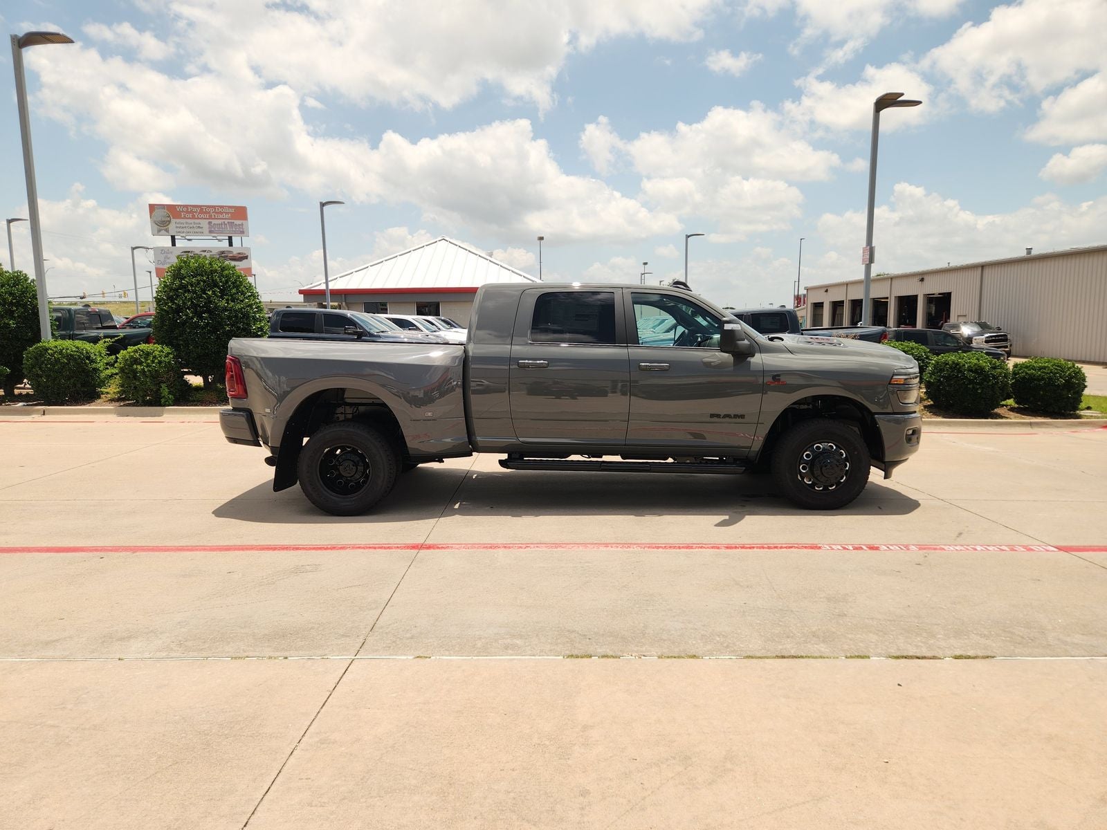 2026 RAM Ram 3500 RAM 3500 LARAMIE MEGA CAB 4X4 6'4' BOX