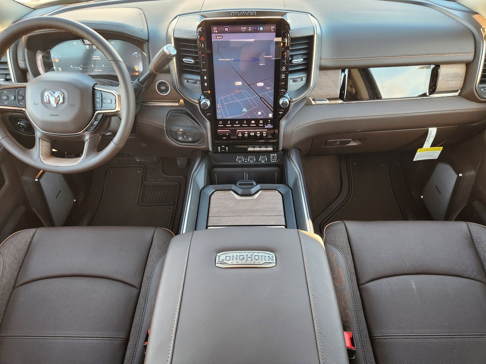 2026 RAM Ram 3500 RAM 3500 LIMITED LONGHORN MEGA CAB 4X4 6'4' BOX