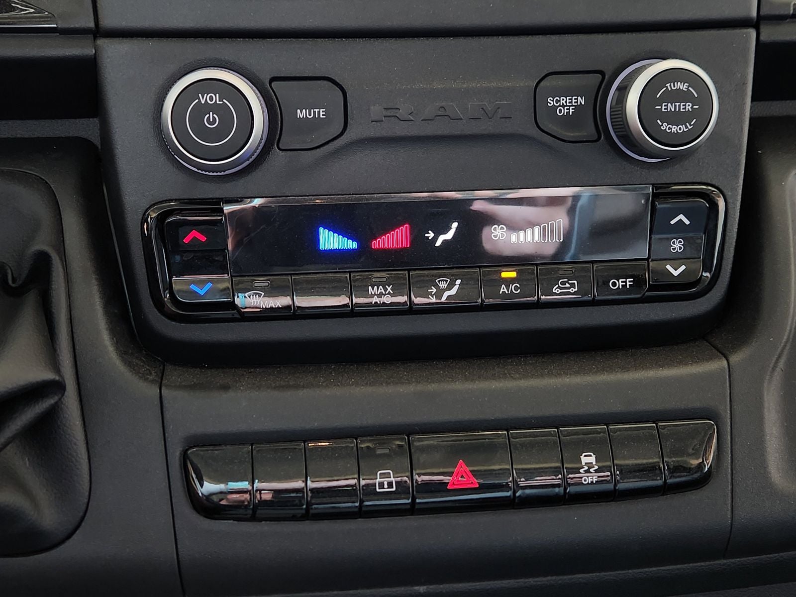 2026 RAM Ram ProMaster RAM PROMASTER 1500 TRADESMAN CARGO VAN LOW ROOF 136' WB