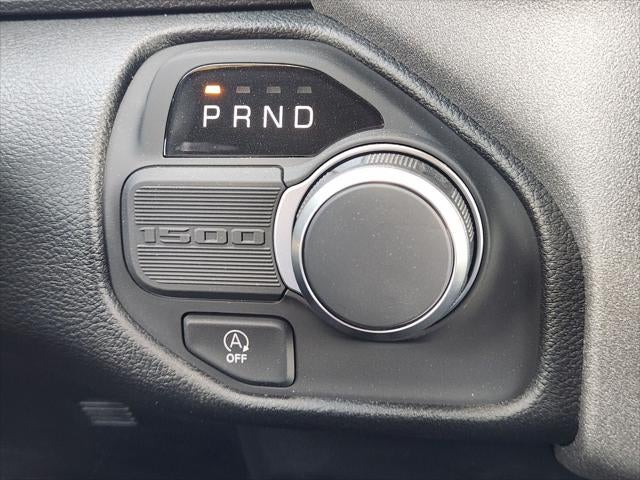2026 RAM Ram 1500 RAM 1500 EXPRESS CREW CAB 4X2 5'7' BOX