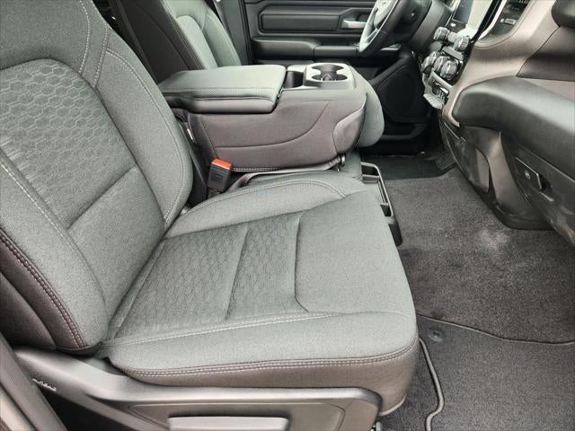 2026 RAM Ram 1500 RAM 1500 EXPRESS CREW CAB 4X2 5'7' BOX