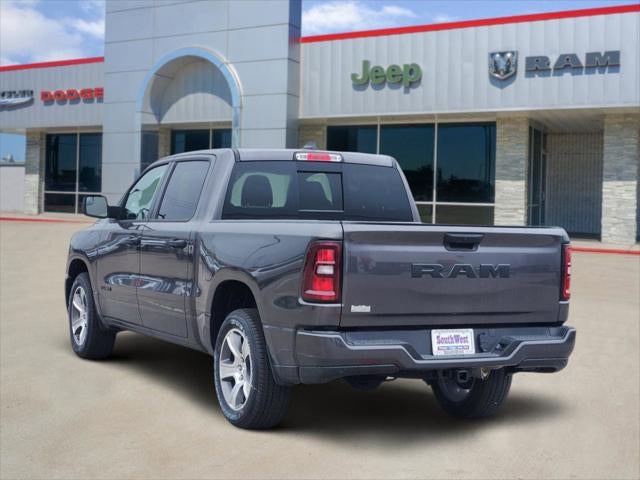 2026 RAM Ram 1500 RAM 1500 EXPRESS CREW CAB 4X2 5'7' BOX