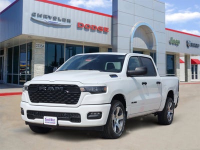 2026 RAM Ram 1500 RAM 1500 EXPRESS CREW CAB 4X2 5'7' BOX