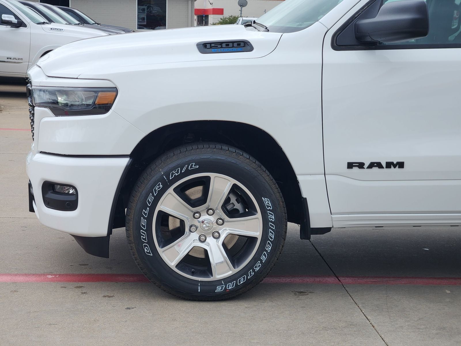 2026 RAM Ram 1500 RAM 1500 EXPRESS CREW CAB 4X2 5'7' BOX