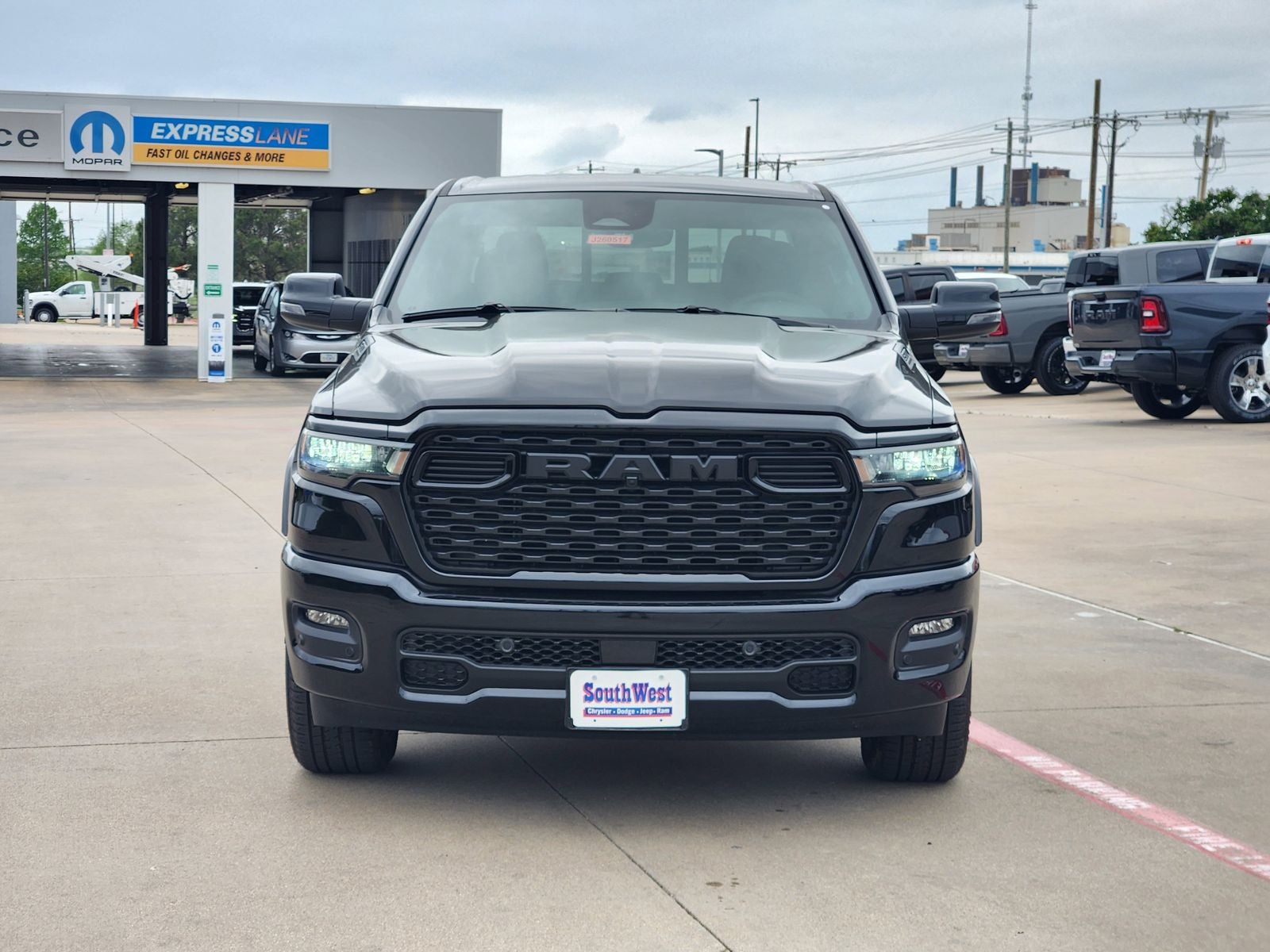 2026 RAM Ram 1500 RAM 1500 LONE STAR CREW CAB 4X4 5'7' BOX
