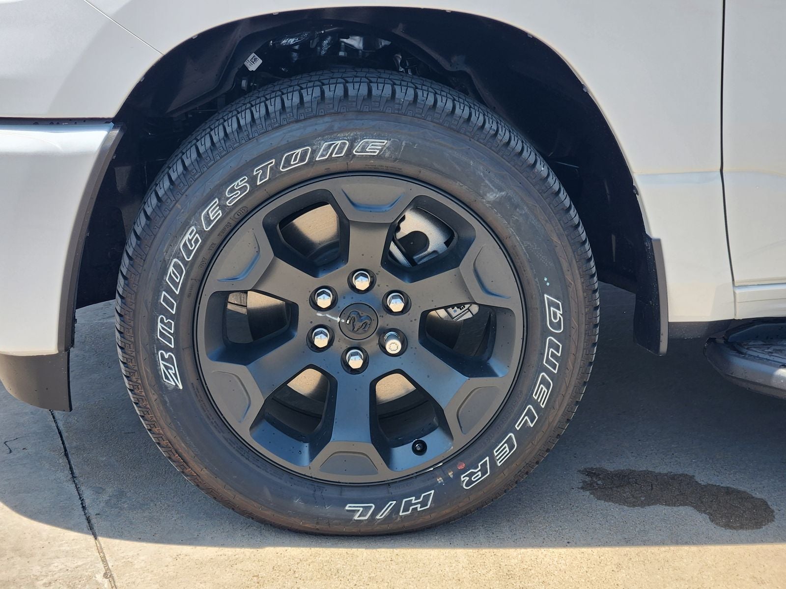 2026 RAM Ram 1500 RAM 1500 EXPRESS CREW CAB 4X4 5'7' BOX