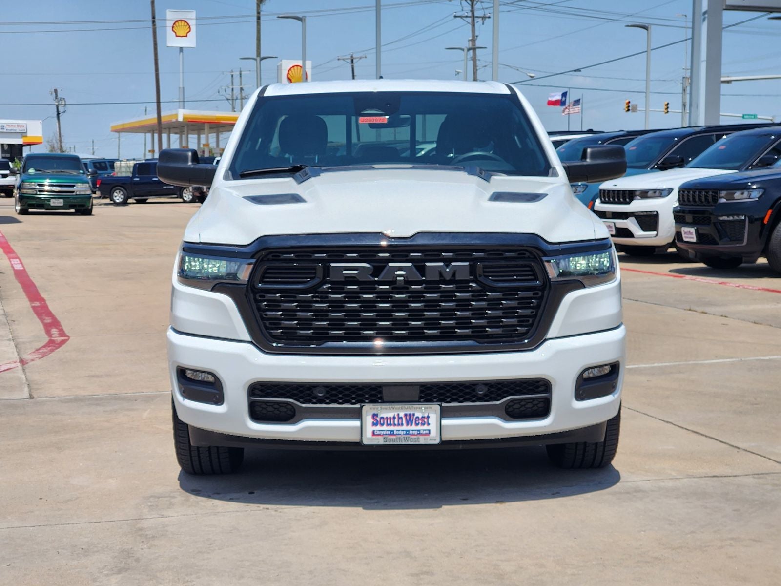 2026 RAM Ram 1500 RAM 1500 EXPRESS CREW CAB 4X4 5'7' BOX