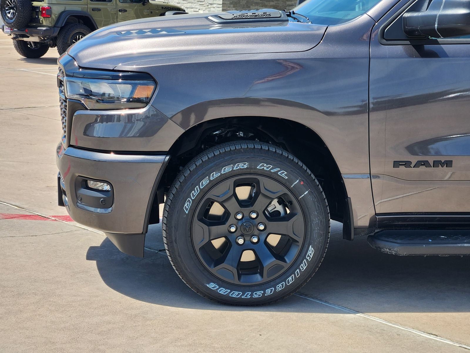 2026 RAM Ram 1500 RAM 1500 EXPRESS CREW CAB 4X4 5'7' BOX