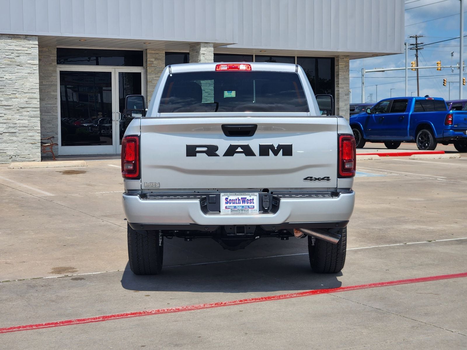 2026 RAM Ram 2500 RAM 2500 BLACK EXPRESS CREW CAB 4X4 6'4' BOX