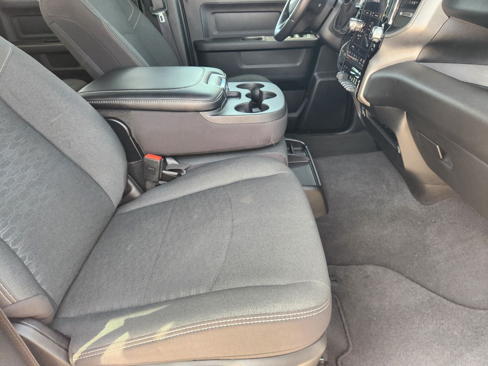 2025 RAM Ram 2500 Tradesman Crew Cab 4x4 6'4' Box