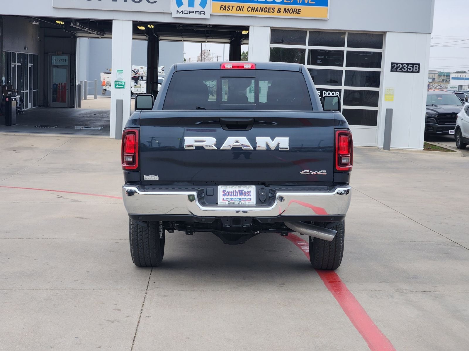 2026 RAM Ram 2500 RAM 2500 TRADESMAN CREW CAB 4X4 6'4' BOX
