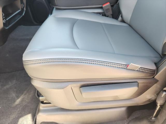 2026 RAM Ram 2500 RAM 2500 TRADESMAN CREW CAB 4X4 8' BOX