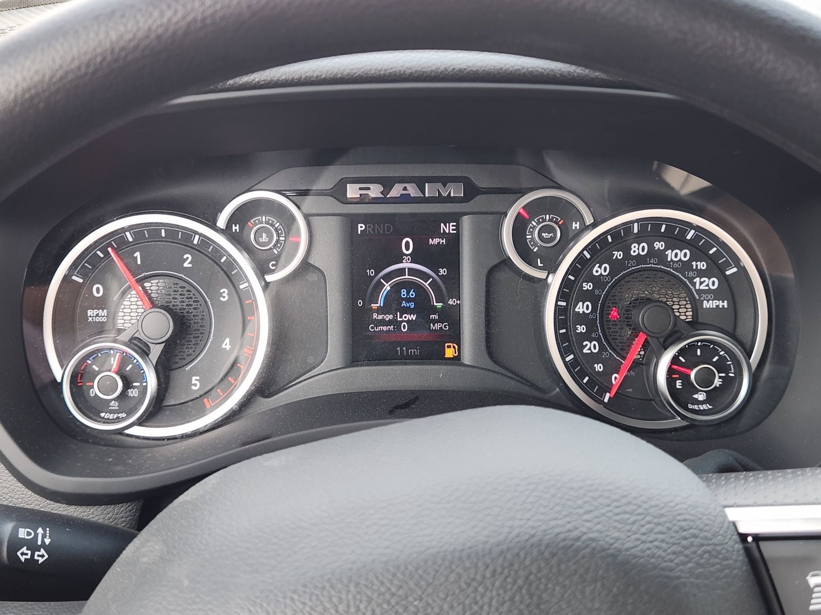 2026 RAM Ram 5500 Chassis Cab RAM 5500 TRADESMAN CHASSIS REGULAR CAB 4X4 84' CA