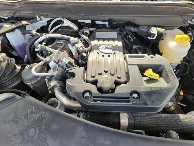 2026 RAM Ram 3500 Chassis Cab RAM 3500 TRADESMAN CREW CAB CHASSIS 4X4 60' CA