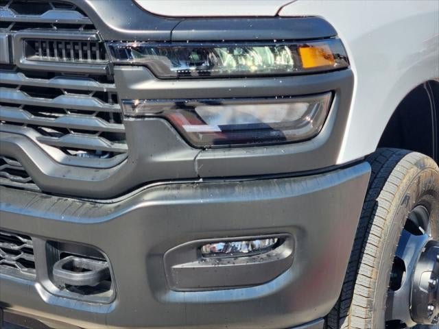 2026 RAM Ram 3500 Chassis Cab RAM 3500 TRADESMAN CREW CAB CHASSIS 4X4 60' CA