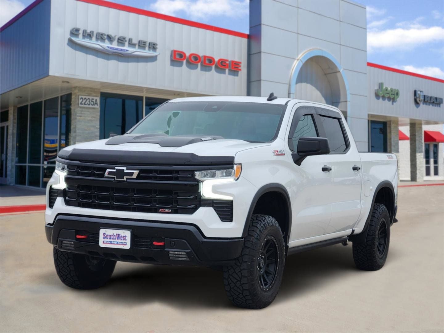 2024 Chevrolet Silverado 1500 4WD Crew Cab Short Bed LT Trail Boss