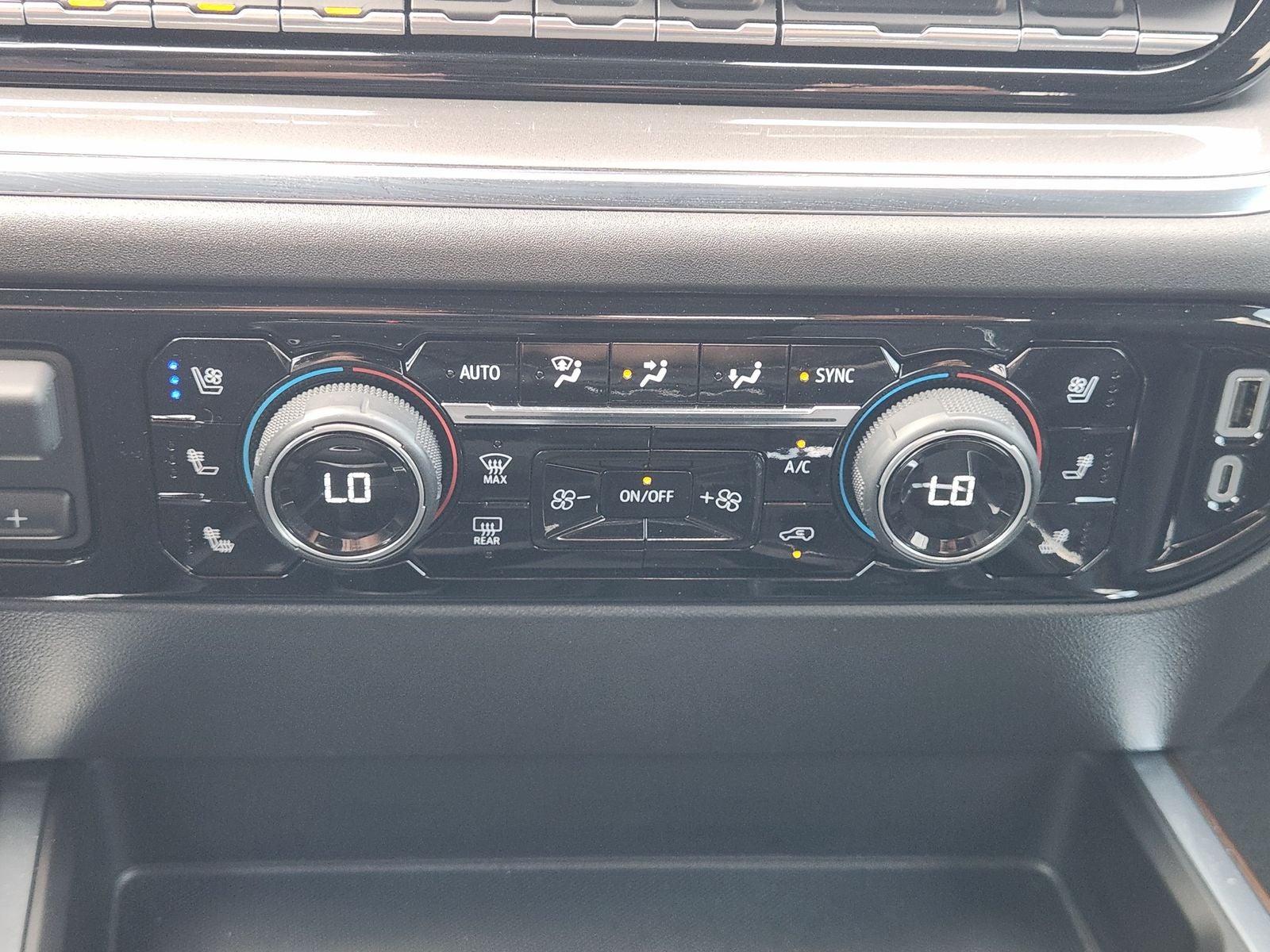 2024 Chevrolet Silverado 1500 4WD Crew Cab Short Bed High Country
