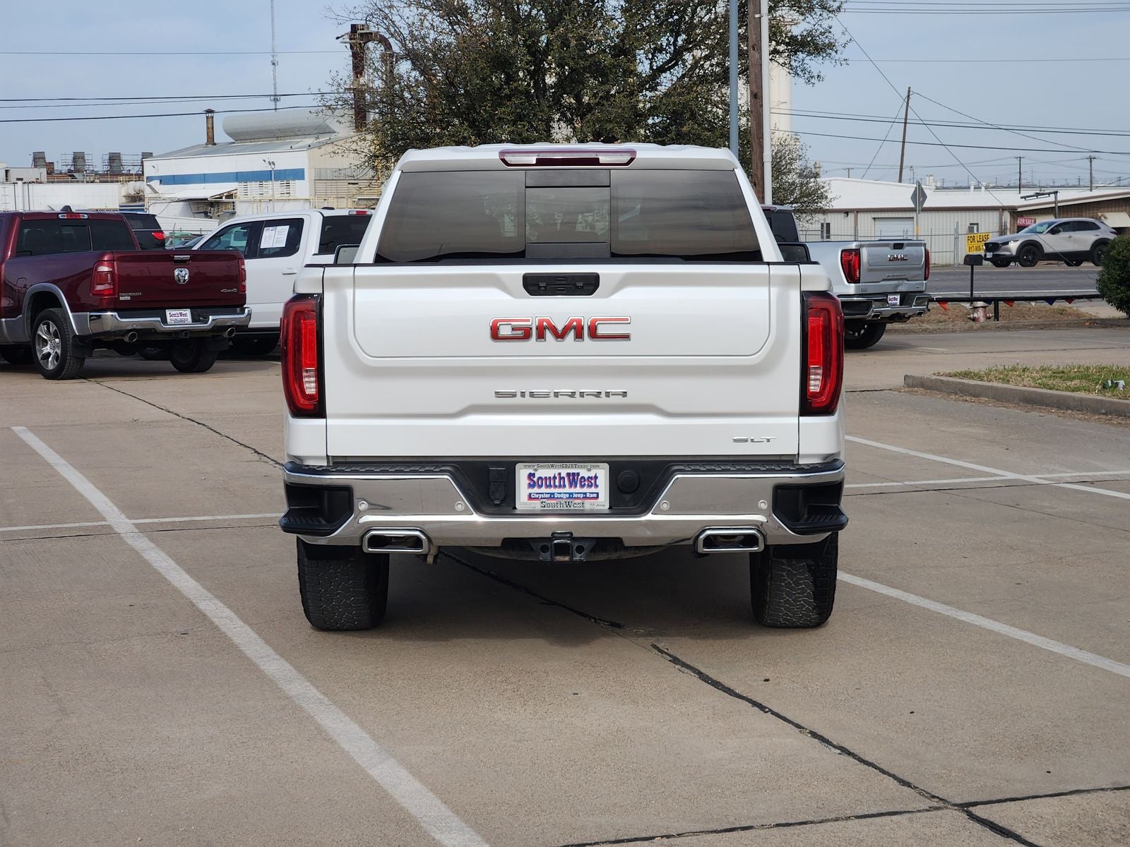 2022 GMC Sierra 1500 4WD Crew Cab Short Box SLT
