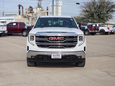 2022 GMC Sierra 1500 4WD Crew Cab Short Box SLT
