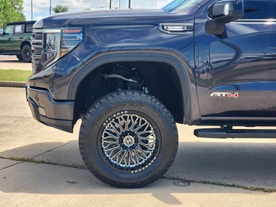 2023 GMC Sierra 1500 4WD Crew Cab Short Box AT4