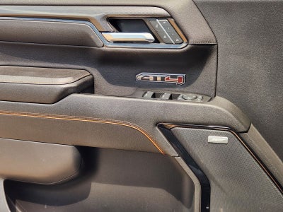 2023 GMC Sierra 1500 4WD Crew Cab Short Box AT4
