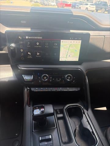 2023 GMC Sierra 1500 4WD Crew Cab Short Box AT4