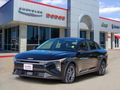 2025 Kia K4 LXS