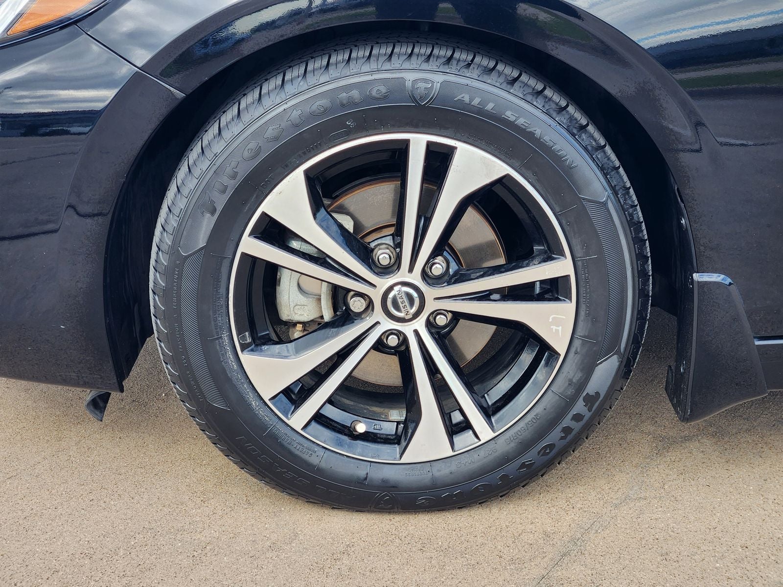 2022 Nissan Sentra SV Xtronic CVT