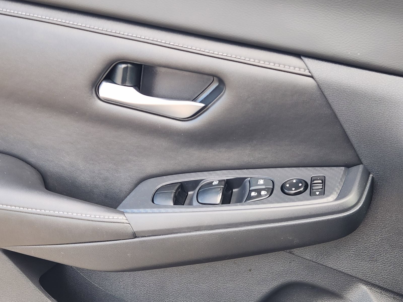 2022 Nissan Sentra SV Xtronic CVT