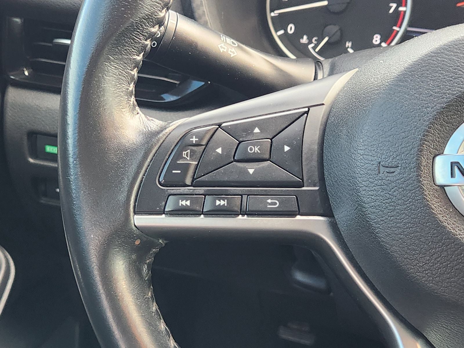 2022 Nissan Sentra SV Xtronic CVT