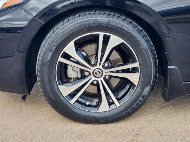 2022 Nissan Sentra SV Xtronic CVT