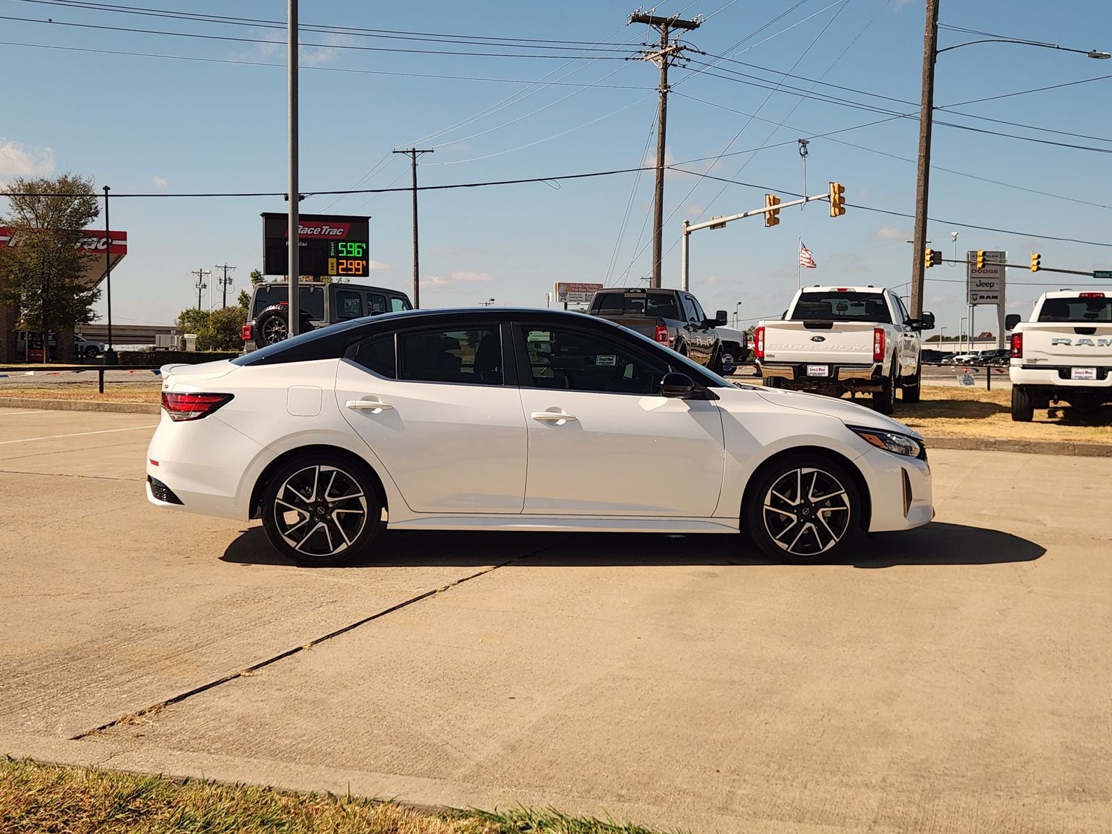 2024 Nissan Sentra SR Xtronic CVT