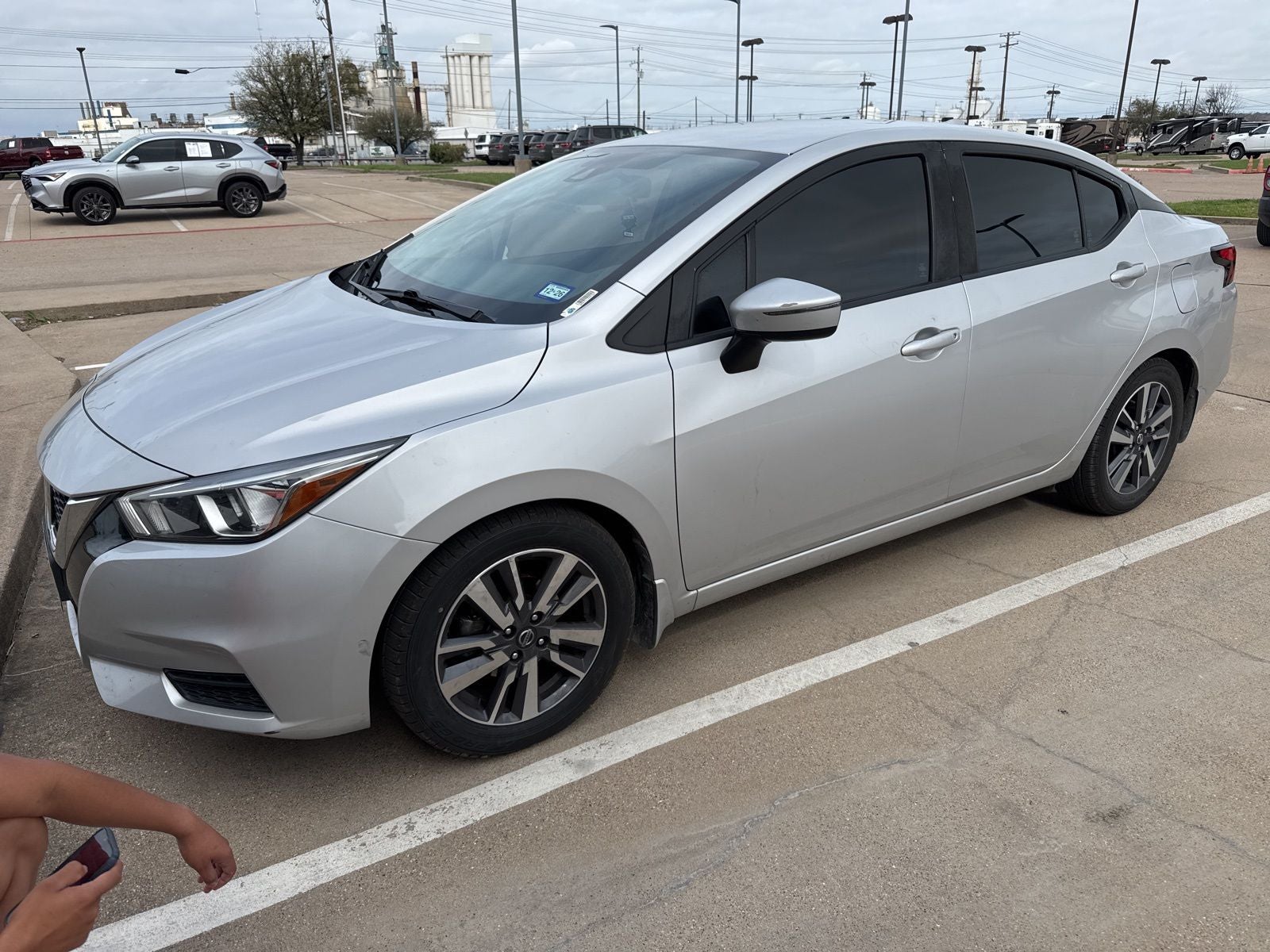 2020 Nissan Versa SV Xtronic CVT