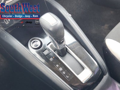 2020 Nissan Versa SV Xtronic CVT