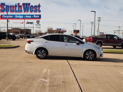2020 Nissan Versa SV Xtronic CVT