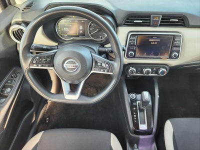 2020 Nissan Versa SV Xtronic CVT